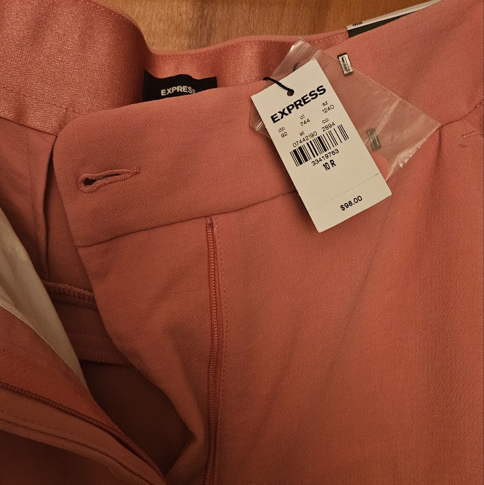 Express suit with matching blouse - Picture 5 of 6